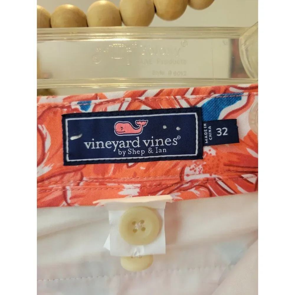 New men's size 32 Vineyard vines pink hibiscus pattern breaker shorts Bermuda
